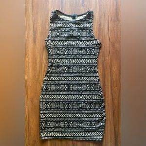 Forever 21 black velvet pattern dress